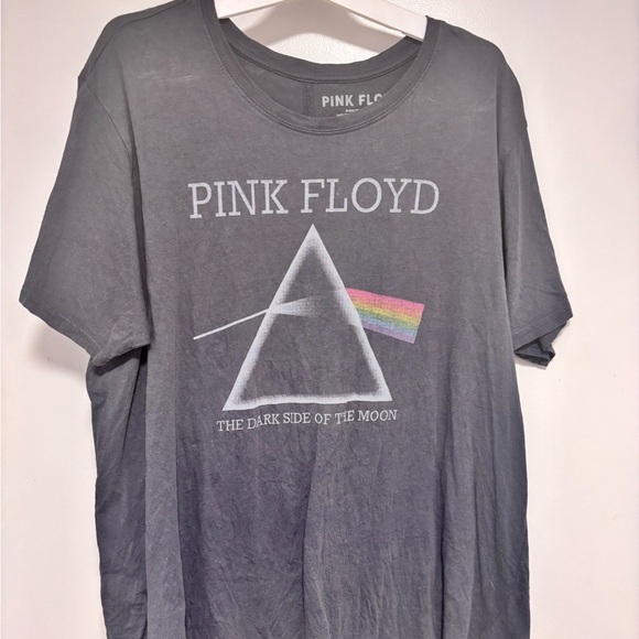 Pink Floyd Tops - Pink Floyd Gray Cotton Tee